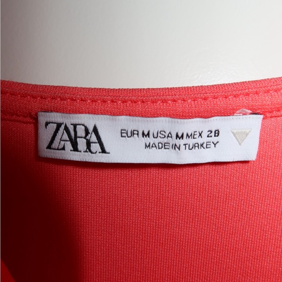 Zara cocktail dress - Picture 3 of 4